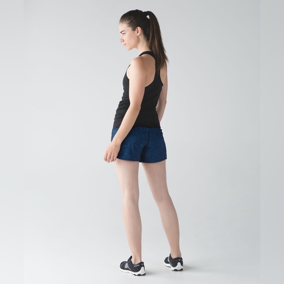 Lululemon Run Times Short Bubbles Pipe Dream Blue Black / Black (Size 6) - Picture 3 of 15